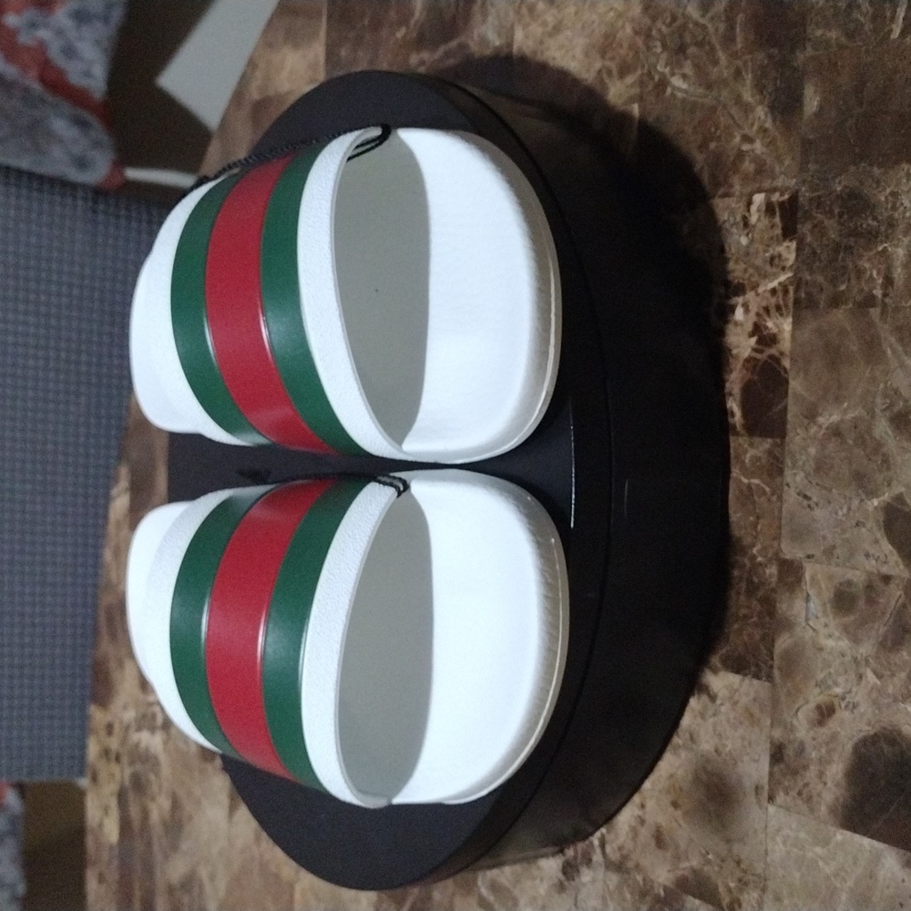 Gucci Slides - Picture 7 of 12